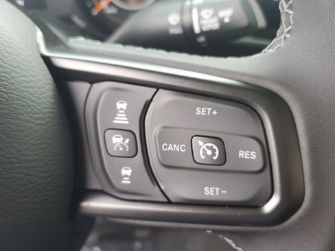 New 2026 Jeep Gladiator Sport image 30