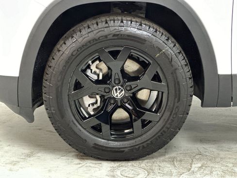 New 2026 Volkswagen Atlas Peak Edition AWD/4WD image 25