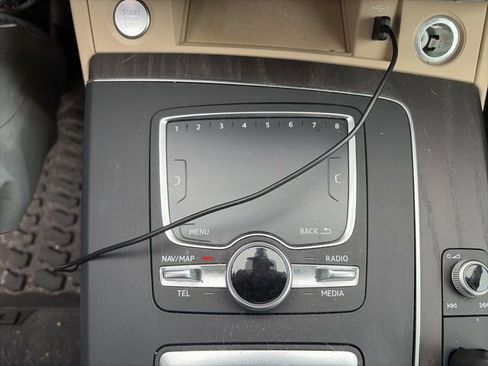 Used 2018 Audi Q5 Premium Plus w/ Premium Plus Package image 12