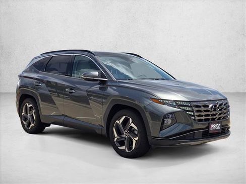 Used 2022 Hyundai Tucson Limited FWD image 3