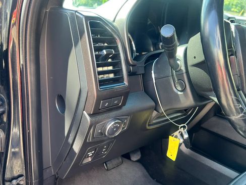 Used 2020 Ford Expedition Limited AWD/4WD image 14