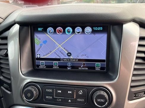 Used 2018 Chevrolet Suburban LT AWD/4WD image 11