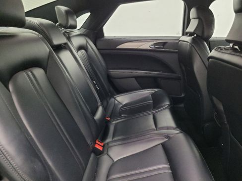 Used 2019 Lincoln MKZ Premiere image 19