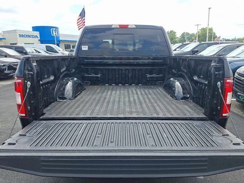Used 2019 Ford F150 XLT w/ Equipment Group 302A Luxury AWD/4WD image 29