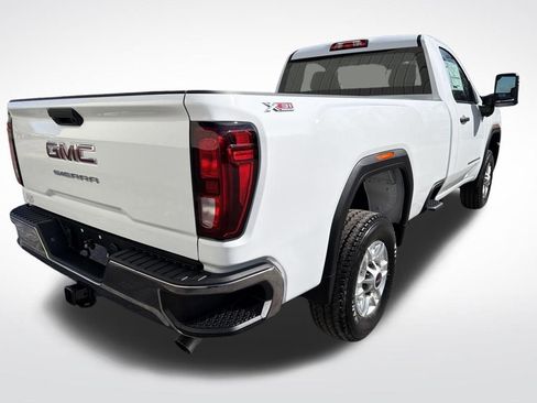 New 2026 GMC Sierra 2500 Pro w/ X31 Off-Road Package AWD/4WD image 5