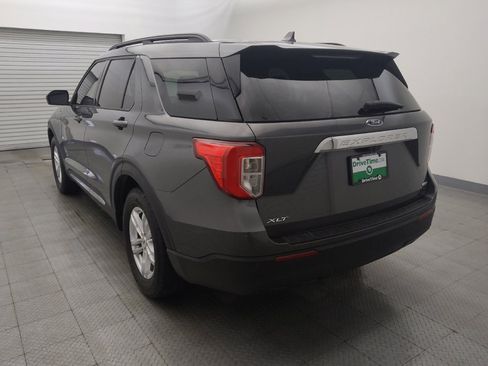 Used 2020 Ford Explorer XLT RWD image 5