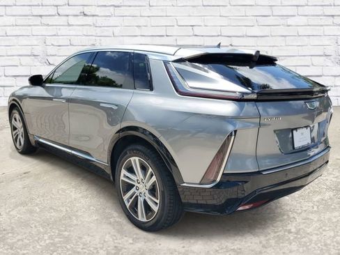 Certified 2024 Cadillac Lyriq Tech RWD image 2