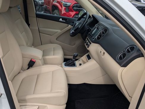 Used 2017 Volkswagen Tiguan S AWD/4WD image 20