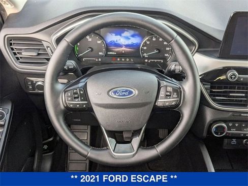 Used 2021 Ford Escape SE w/ Convenience Package image 16