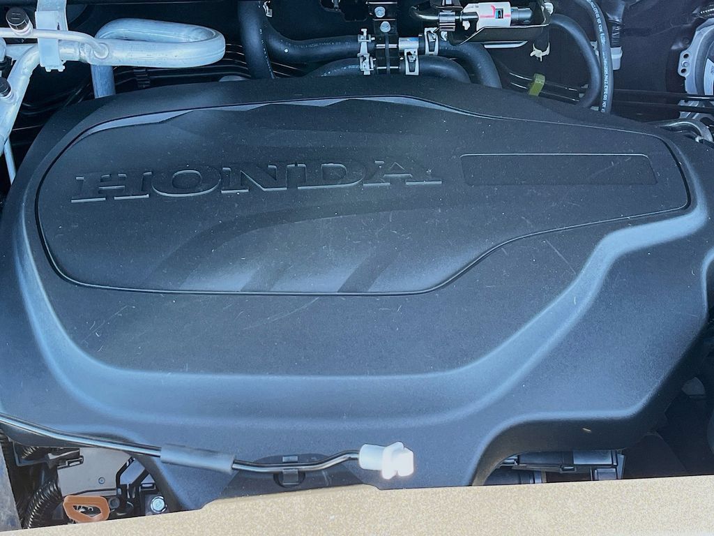 Used 2026 Honda Odyssey EX-L image 32
