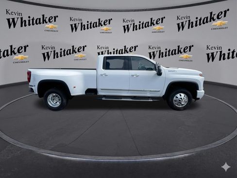 Certified 2026 Chevrolet Silverado 3500 High Country AWD/4WD image 10