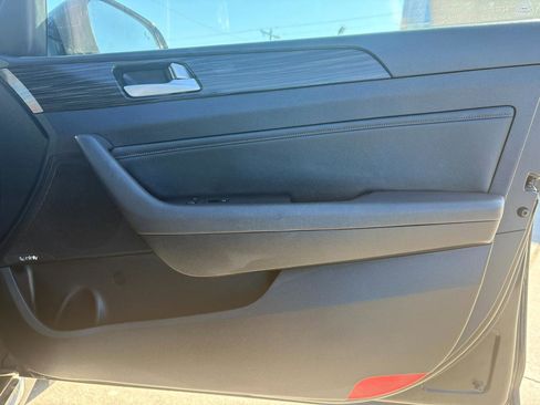 Used 2016 Hyundai Sonata Limited w/ Option Group 04 image 37