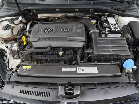 Used 2015 Volkswagen GTI Autobahn w/ Lighting Package (SEL) image 29