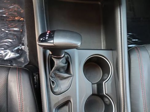 Used 2024 Dodge Durango GT RWD image 35