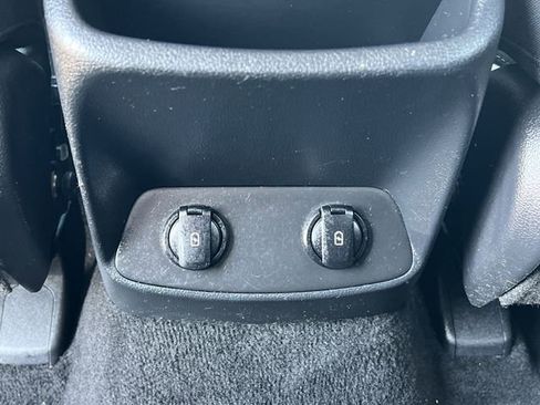 Used 2019 Hyundai Santa Fe SE AWD/4WD image 34