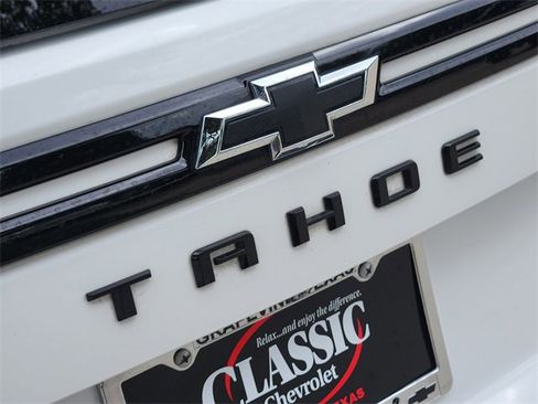 Used 2023 Chevrolet Tahoe Z71 w/ Luxury Package AWD/4WD image 9