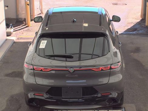 Used 2024 Alfa Romeo Tonale Ti image 7