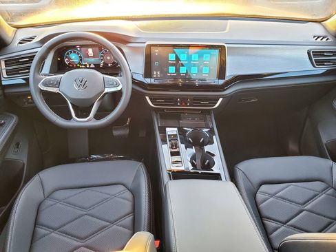 New 2026 Volkswagen Atlas Cross Sport SE image 6