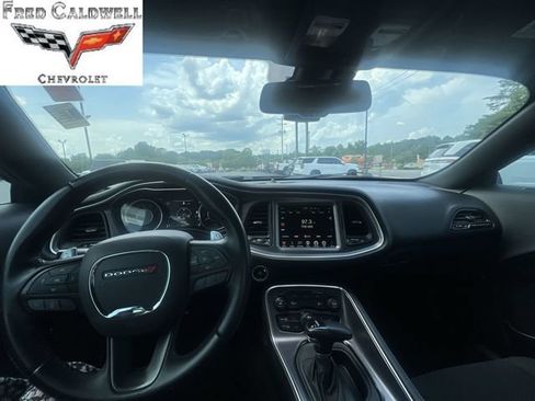 Used 2015 Dodge Challenger SXT w/ Super Sport Group (SS/T) RWD image 10