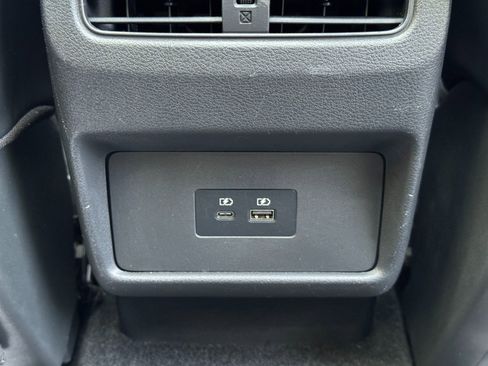 Used 2021 Nissan Rogue SV w/ Premium Package FWD image 30