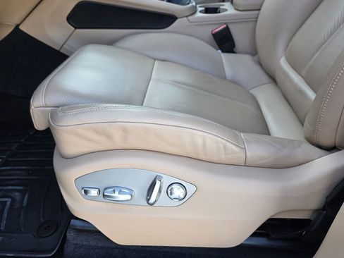 Used 2024 Porsche Macan image 22