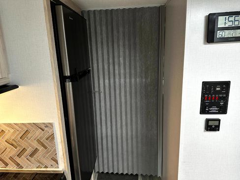 Used 2023 Ford E-450 and Econoline 450 Super Duty w/ Motorhome Prep Package image 53