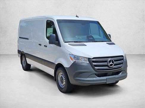 New 2026 Mercedes-Benz Sprinter 2500 image 3