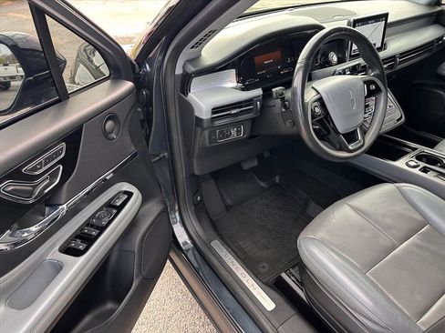 Used 2021 Lincoln Corsair Reserve w/ Elements Package image 9