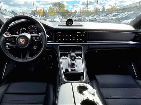 Used 2022 Porsche Panamera Turbo S image 18