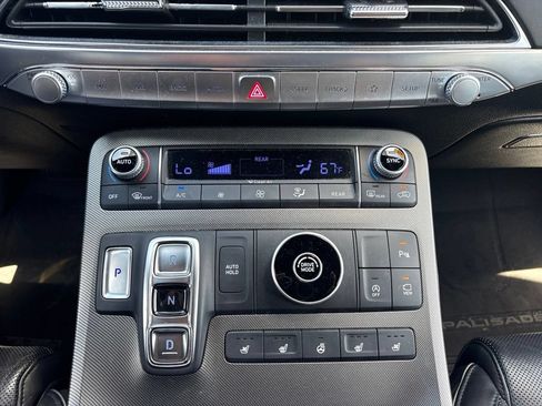 Used 2020 Hyundai Palisade Limited FWD image 23