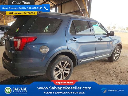 Used 2018 Ford Explorer XLT AWD/4WD image 4