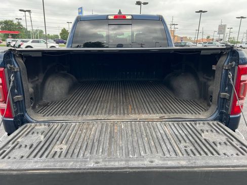 Used 2019 RAM 1500 Laramie AWD/4WD image 31