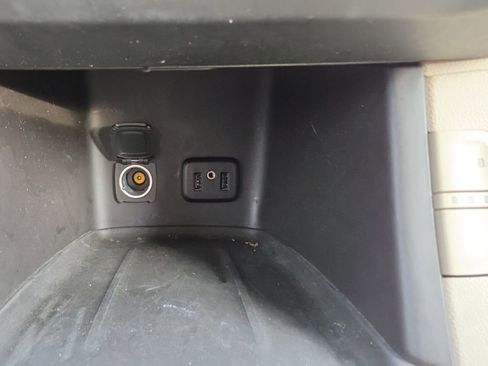 Used 2017 GMC Acadia Denali w/ Technology Package image 18