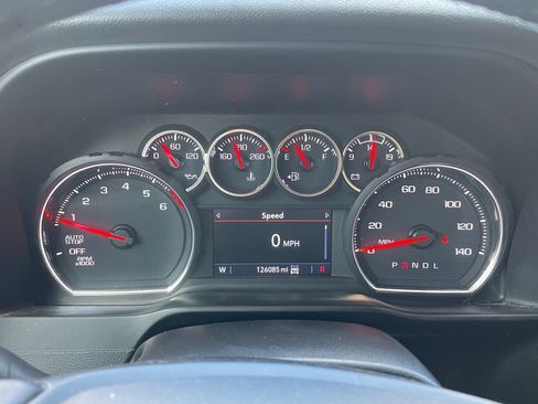 Used 2021 Chevrolet Silverado 1500 LT AWD/4WD image 27