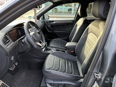 Certified 2024 Volkswagen Tiguan SEL R-Line image 14