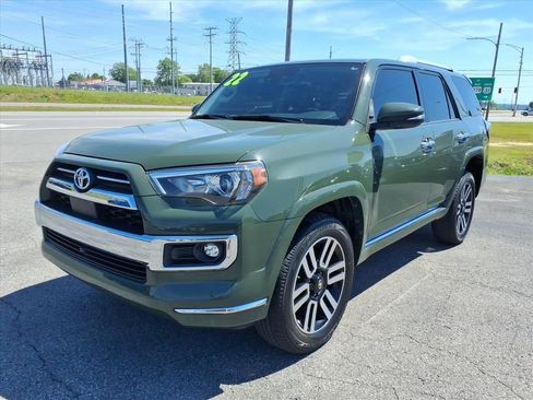 Used 2022 Toyota 4Runner Limited AWD/4WD image 3