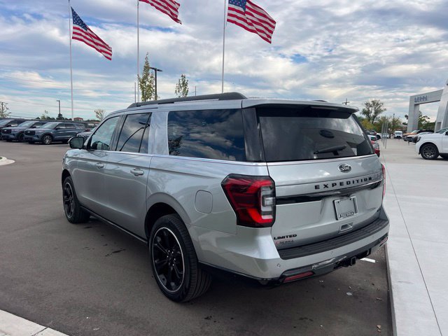 Used 2024 Ford Expedition Max Limited AWD/4WD image 7