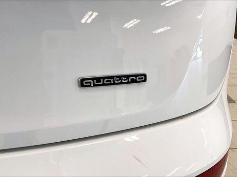 Used 2022 Audi Q5 2.0T Premium Plus AWD/4WD image 9