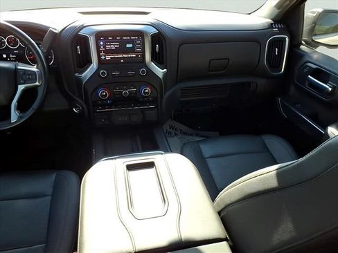 Used 2022 Chevrolet Silverado 1500 LTZ w/ LTZ Premium Package AWD/4WD image 14