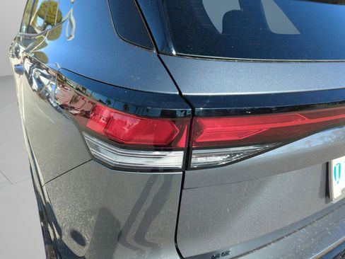 New 2026 Volkswagen Tiguan SE R-Line image 48