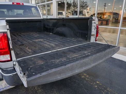Used 2018 RAM 3500 Tradesman w/ Chrome Appearance Group image 18