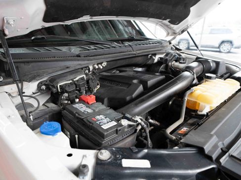 Used 2019 Ford F150 Platinum w/ Equipment Group 701A Luxury image 29