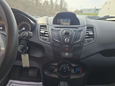 Used 2015 Ford Fiesta S image 20