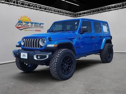 Used 2025 Jeep Wrangler Unlimited Sahara w/ Technology Group