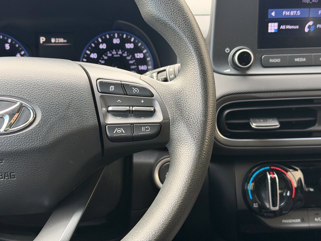 Used 2022 Hyundai Kona SEL AWD/4WD image 13