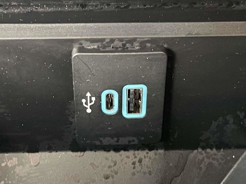 Used 2024 Ford F350 Lariat w/ FX4 Off-Road Package image 24