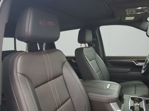 Used 2025 Chevrolet Silverado 2500 High Country w/ Technology Package image 15