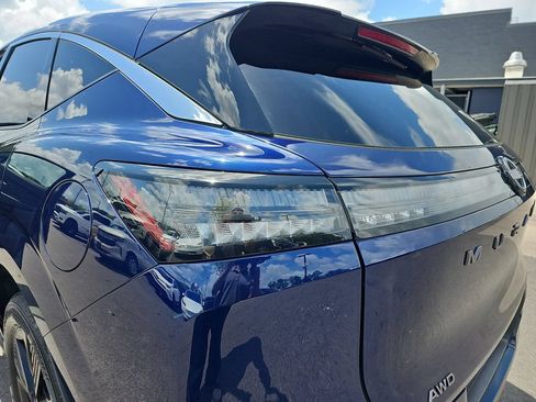Used 2025 Nissan Murano SV AWD/4WD image 37