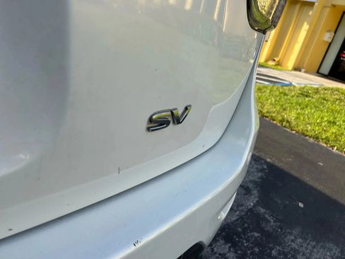 Used 2013 Nissan Pathfinder SV FWD image 21