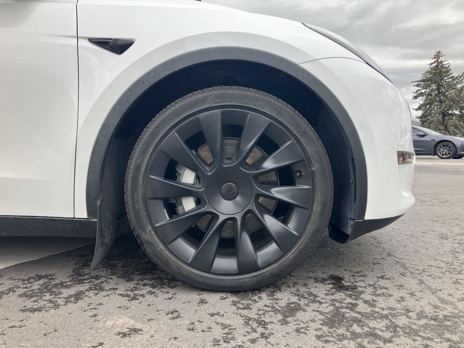 Used 2022 Tesla Model Y Long Range AWD/4WD image 10